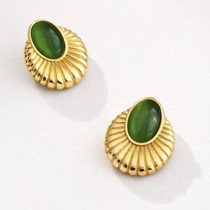 Green Oval Fan Earrings Classic Design